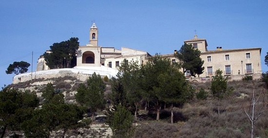 Ruta de las ermitas en Campo Belchite en Zaragoza