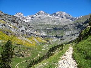 Cirque_de_Soaso_et_massif_du_Mont-Perdu